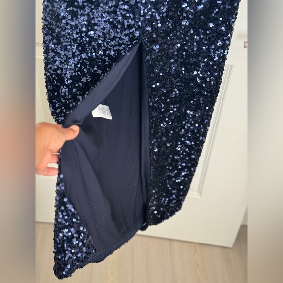 HELSI Jamie Sequin Long Sleeve Gown Midnight Blue Size L - Picture 6 of 10